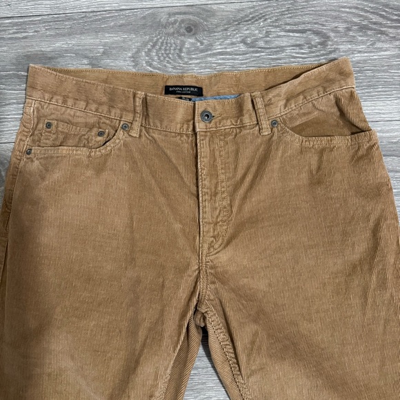 Banana Republic Men Khaki Corduroy 100% Pima Cotton  Straight Leg Pants Sz 36x34 - Picture 3 of 16